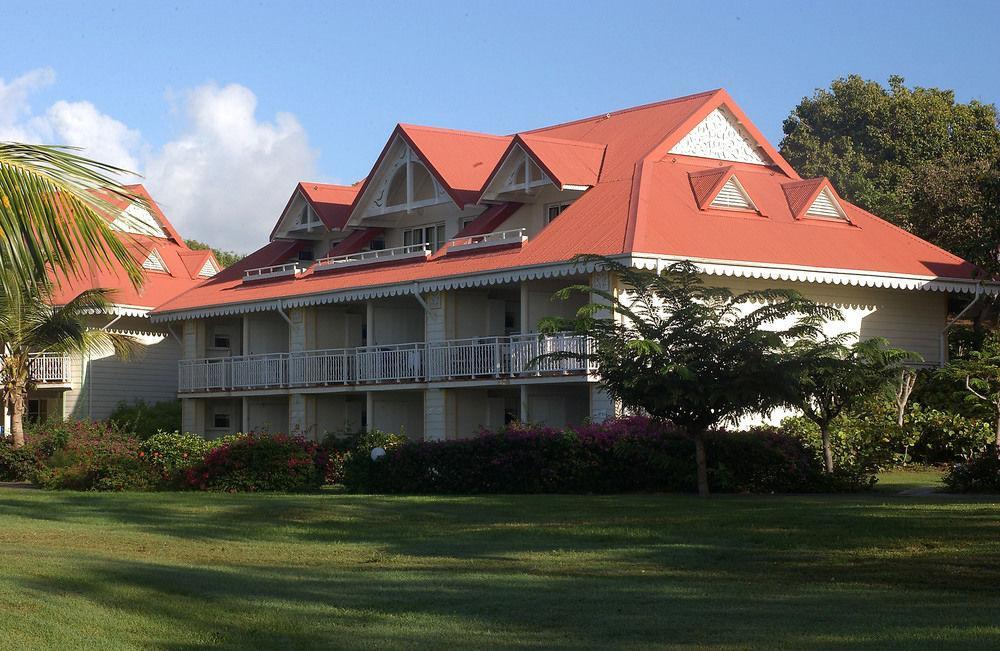 Residence Pierre & Vacances Premium Les Tamarins Sainte-Anne  Eksteriør billede